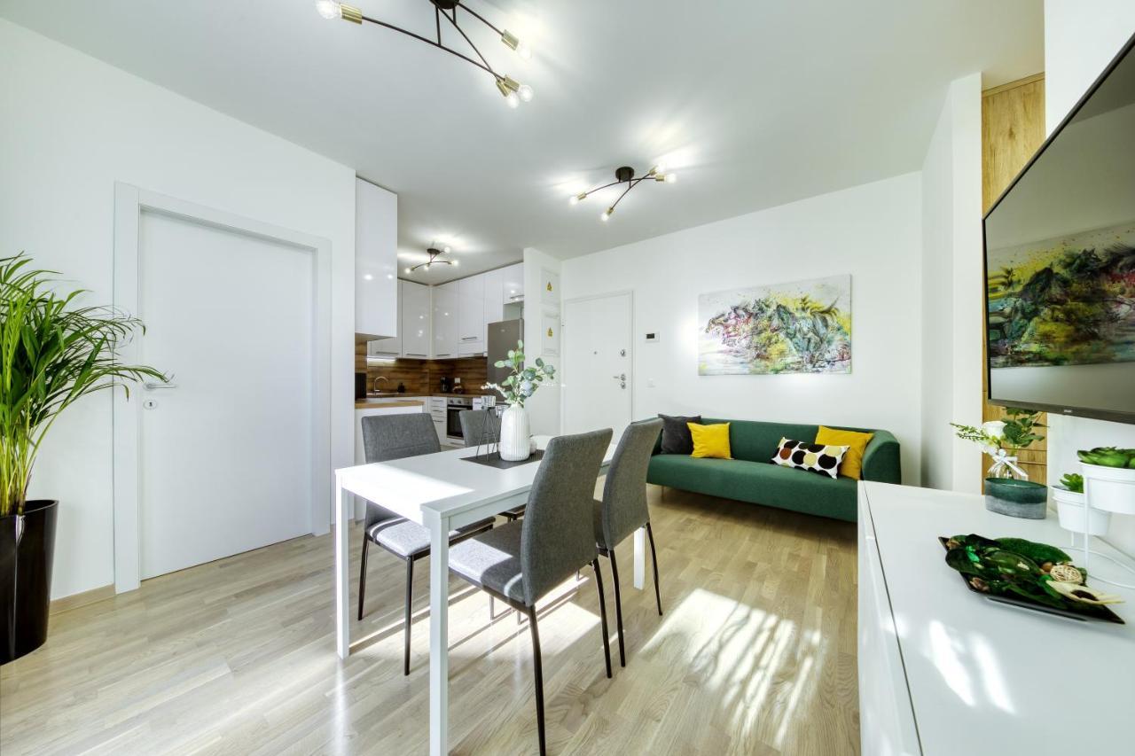 Apartment Alegria Zara Esterno foto