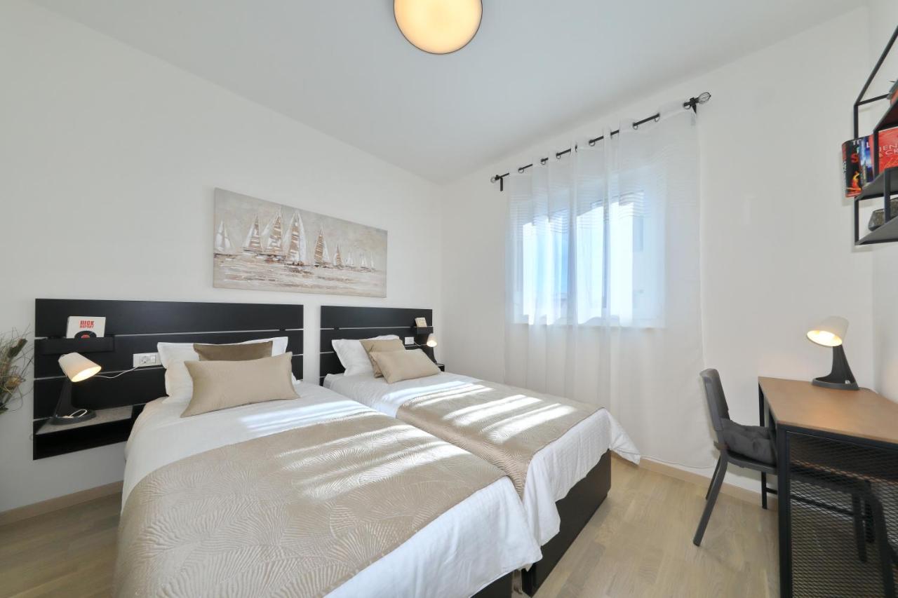 Apartment Alegria Zara Esterno foto